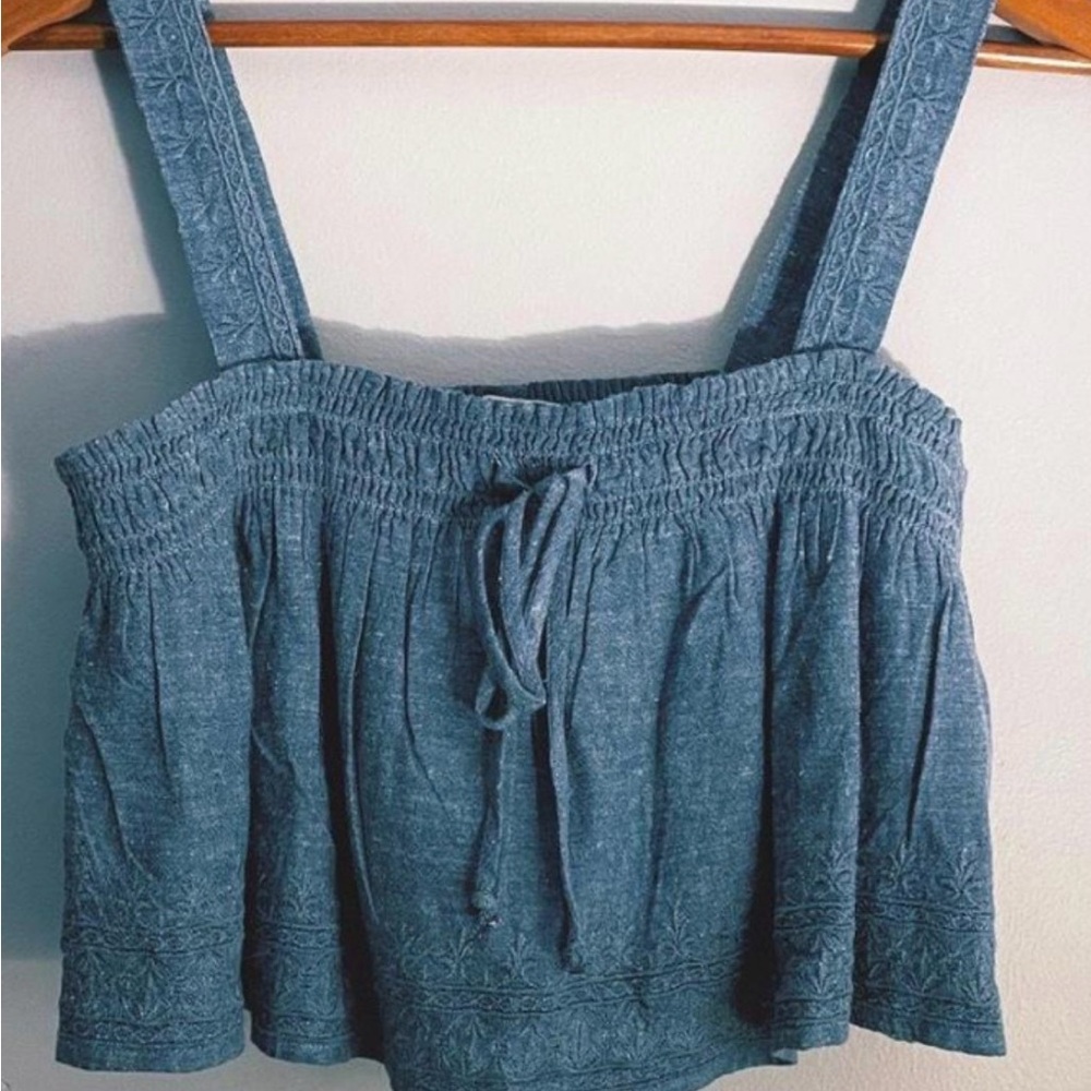 American Eagle Outfitters Light Blue Chambray Denim-Look Cropped Tank